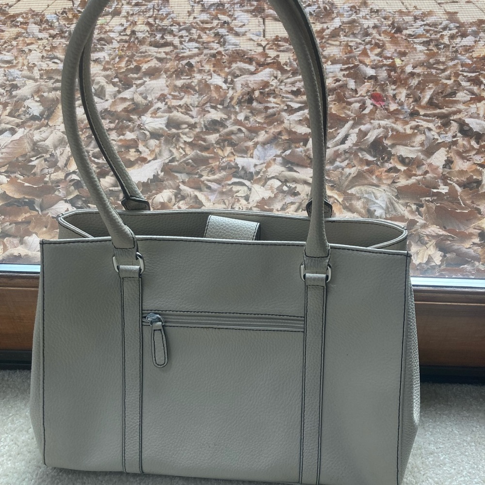 Cream color Wilson Leather purse